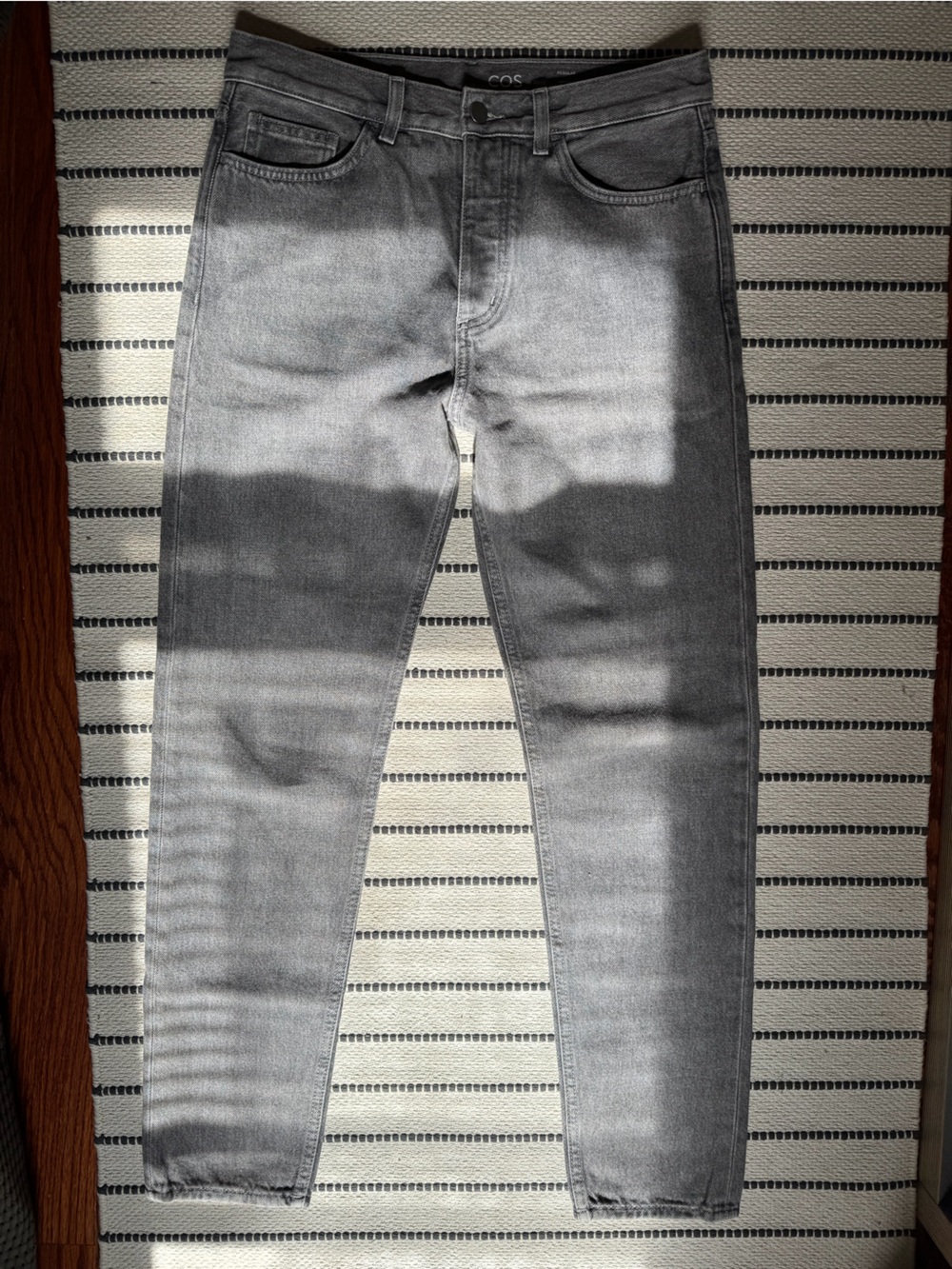 COS regular jeans / Size 30/32 in like new condition